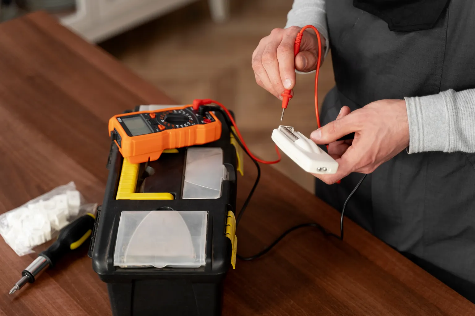 تست ترایاک را با مولتی‌ متر